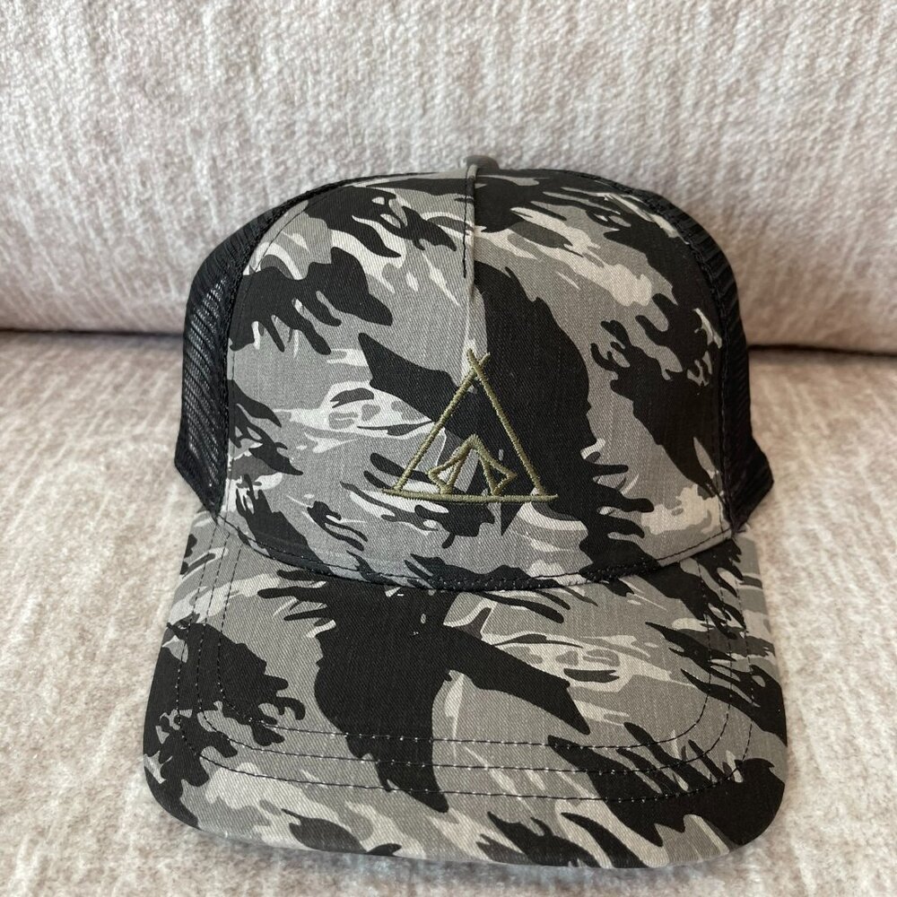 Pistil Mens Camp Trucker Hat Graphite NWT